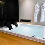 ベッド・アンド・ブレックファスト Zoe Luxury 4*