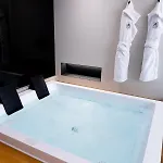 ベッド・アンド・ブレックファスト Zoe Luxury 4*