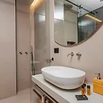 Zoe Luxury 4*